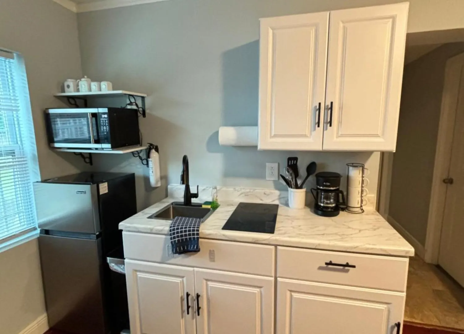 Charming Tampa 2Br - Near Busch Gardens & Zoo Apartment 0*,